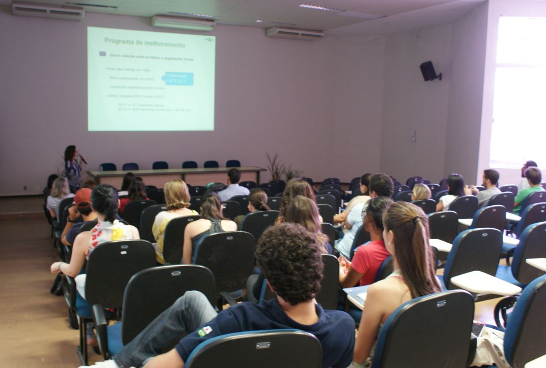 Workshop Promovido Pelo GEN Tem Palestra Profissionais Da UFLA E Da