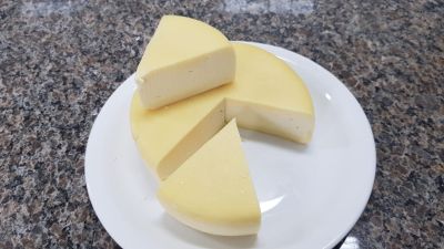 queijo produzido no laboratório da UFLA