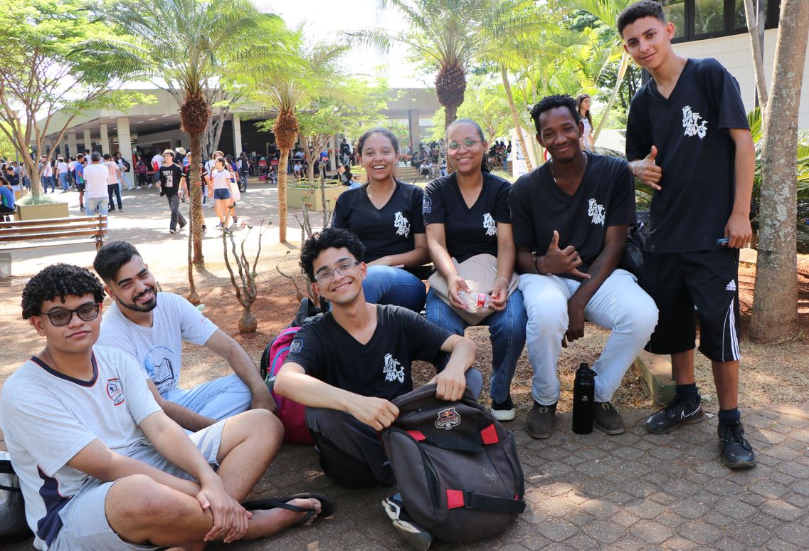 estudantes boa esperança