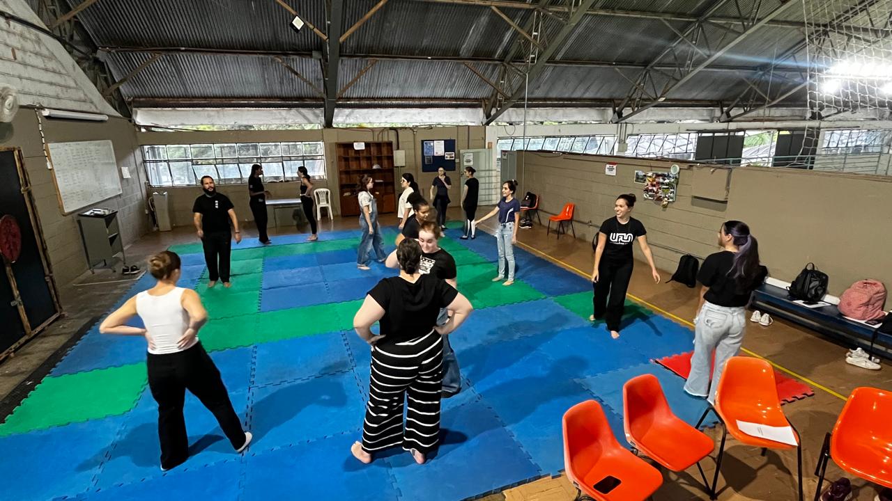 Gentileza solicitar descri&ccedil;&atilde;o da imagem