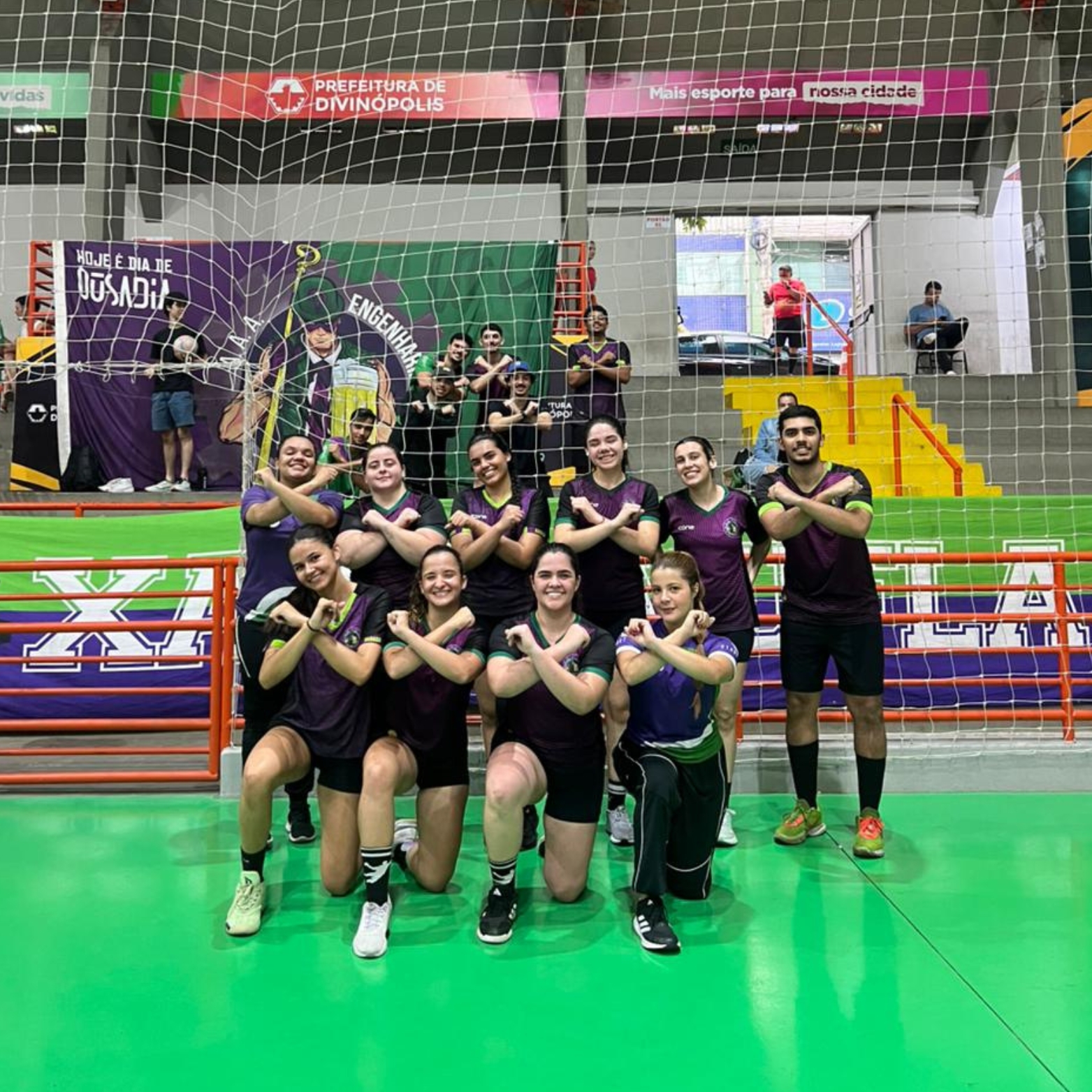 Gentileza solicitar descrição da imagem