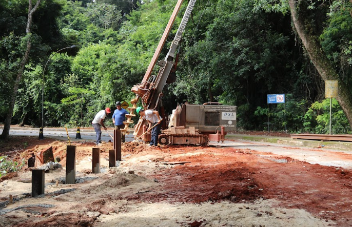 Proinfra realiza manutenção na via e mantém Portaria 3 (SindUfla) fechada - previsão até 26 de março