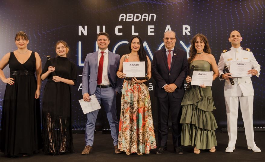 Gentileza solicitar descri&ccedil;&atilde;o da imagem