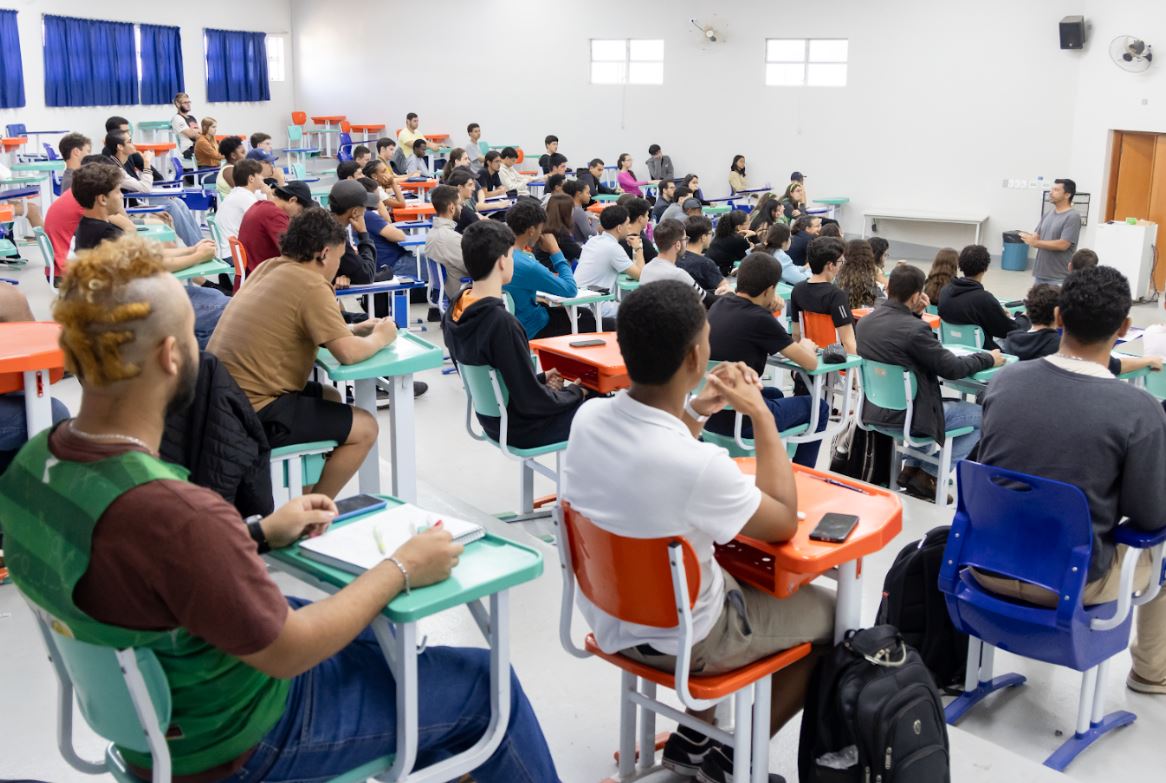 Gentileza solicitar descri&ccedil;&atilde;o da imagem