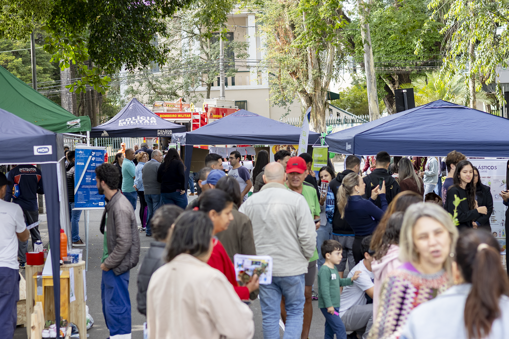 Semana do Meio Ambiente começa com ações na praça Dr. Augusto Silva