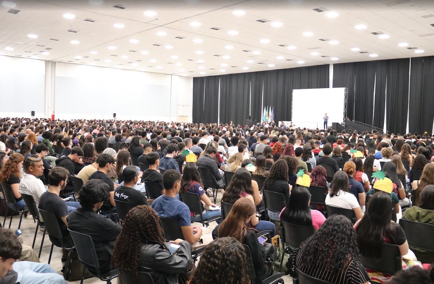 Gentileza solicitar descri&ccedil;&atilde;o da imagem