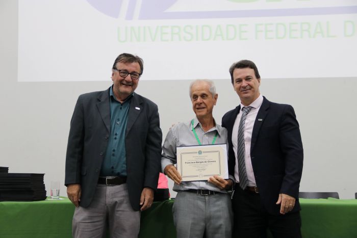 Gentileza solicitar descri&ccedil;&atilde;o da imagem