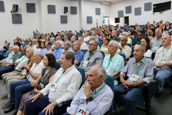 UFLA celebra Jubileu de Ouro e Prata com reencontro de egressos das turmas de 1976 e 2001